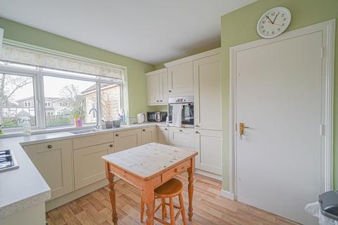 3 bedroom semi-detached house for sale, Hanbury Road, Dorridge, B93