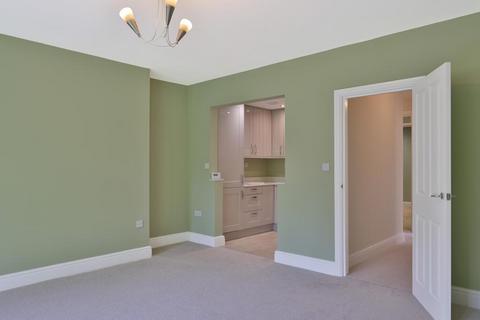 2 bedroom flat to rent, The Avenue, York