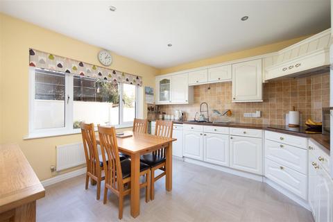14a Spring Meadows, Trowbridge, BA14 0HD