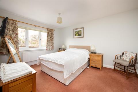 14a Spring Meadows, Trowbridge, BA14 0HD