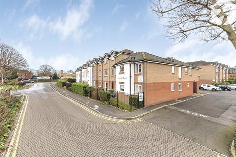 1 bedroom flat for sale, Kennett Court, Oakleigh Close, Swanley, Kent, BR8