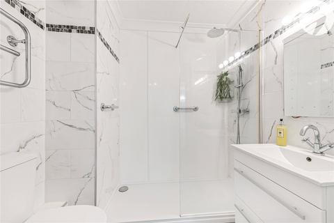 1 bedroom flat for sale, Kennett Court, Oakleigh Close, Swanley, Kent, BR8