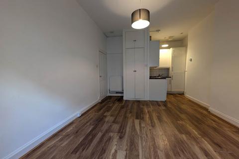 1 bedroom flat to rent, Newton Street, Edinburgh,