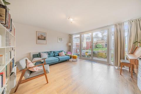 4 bedroom terraced house for sale, Shifford Path, Perry Vale, London