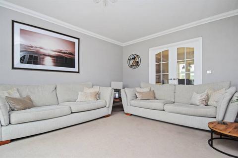 5 bedroom detached house for sale, St. Augustines Court, Herne Bay