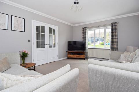 5 bedroom detached house for sale, St. Augustines Court, Herne Bay