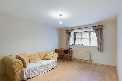 1 bedroom apartment to rent, Sugar Loaf Walk, London E2