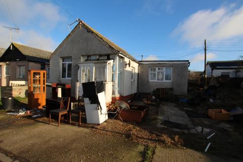 2 bedroom bungalow for sale, Essex Avenue, Jaywick, Clacton-on-Sea