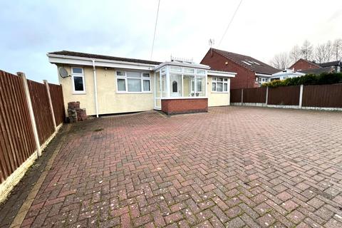 2 bedroom bungalow for sale, Hollies Road, Polesworth, B78