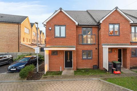 3 bedroom semi-detached house for sale, Penney Grove, Gravesend DA11