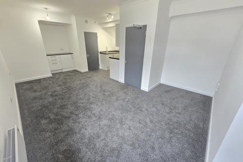 Studio to rent, Hannah Street, Porth,