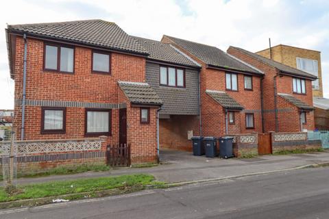 1 bedroom flat for sale, Wheatlands Avenue, Hayling Island