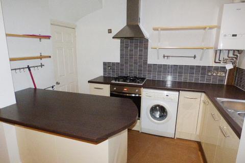 3 bedroom terraced house to rent, Grosmont Terrace, Leeds LS13