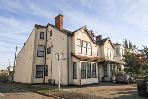 1 bedroom flat to rent, Southtown Road, Great Yarmouth