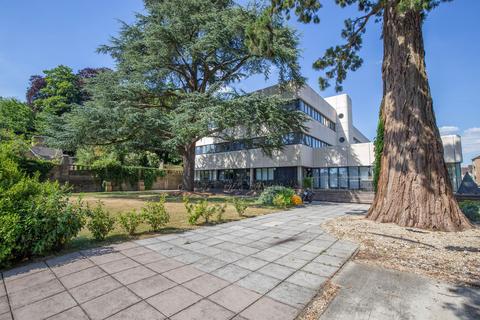 1 bedroom flat for sale, Sir Bernard Lovell Road, Malmesbury, SN16
