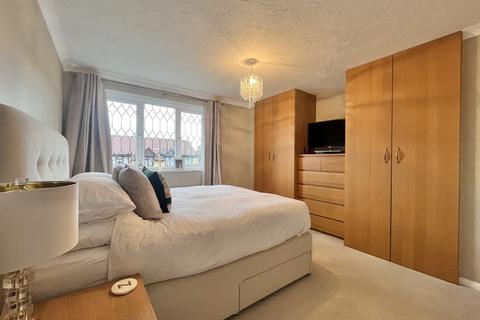 2 bedroom end of terrace house for sale, Westcombe Close, Bracknell, Berkshire