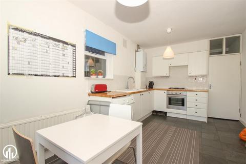 1 bedroom flat to rent, Albacore Crescent, London, SE13