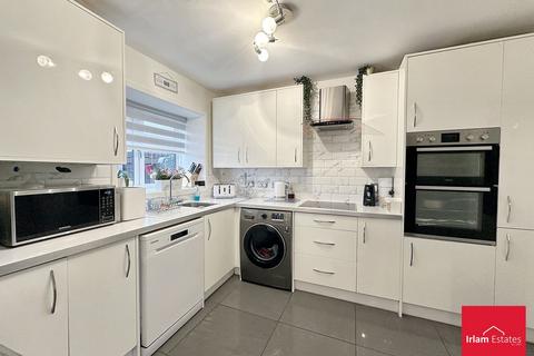 2 bedroom terraced house for sale, Crowther Avenue, Salford, M5