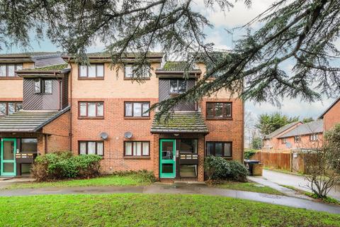 1 bedroom apartment for sale, Alders Close, Wanstead