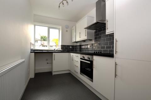 2 bedroom flat to rent, Knighton Park Road London SE26