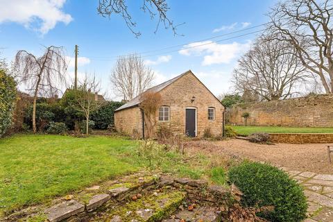 3 bedroom detached house for sale, Malthouse Lane, Long Compton, CV36 5JL