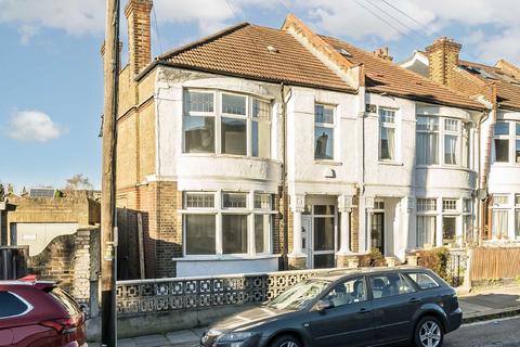 3 bedroom detached house to rent, Guildersfield Road, London SW16