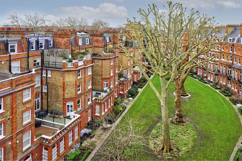 2 bedroom flat for sale, Egerton Gardens, London, SW3