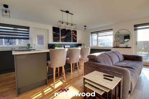 27 Ferndale Drive, Moorends, Doncaster, DN8 4SE