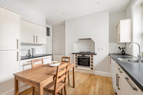 2 bedroom flat for sale, Glenshaw Mansions, SW9