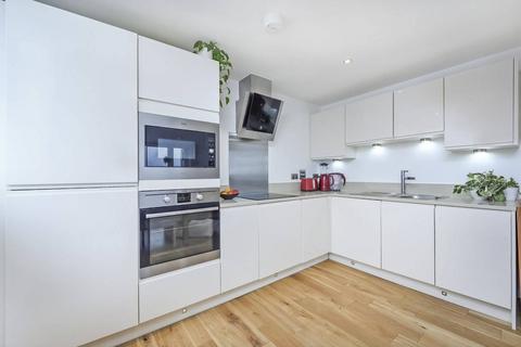 1 bedroom flat for sale, 6 Rainhill Way, London E3