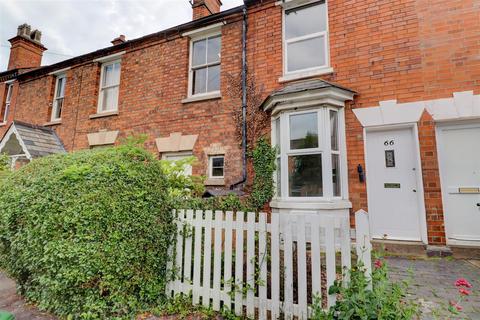 2 bedroom terraced house to rent, Clopton Road, Stratford-upon-Avon