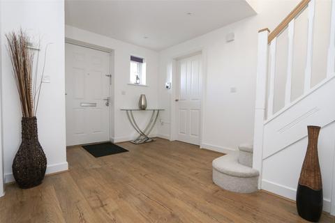 5 bedroom detached house for sale, Rustic Way, Thornbury, Bristol, South Gloucestershire, BS35