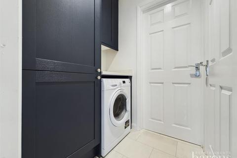 18 Chandler Road, Basingstoke, RG21 3JX