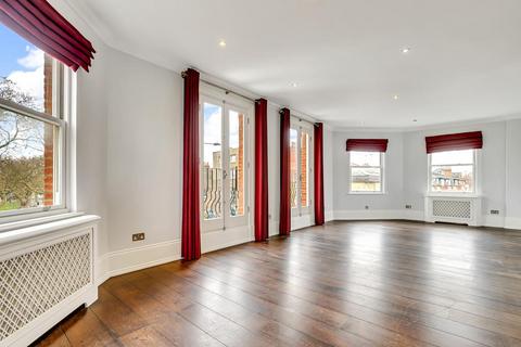 2 bedroom flat for sale, New Kings Road, London