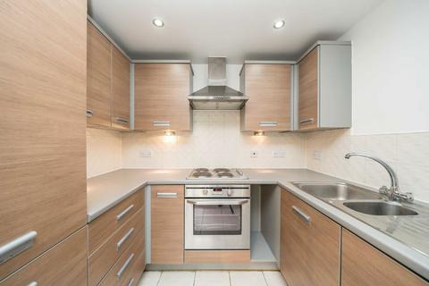 2 bedroom flat to rent, Point Pleasant, London SW18