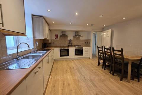 undefined, Headingley Avenue, Headingley LS6