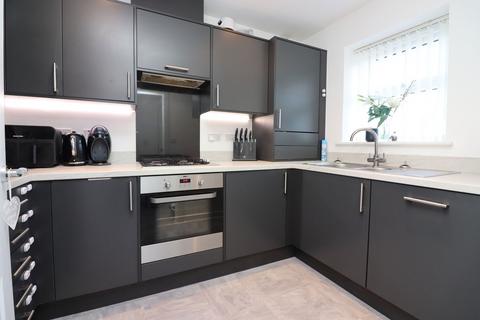5 Alfred Gardens, Rochford, SS4 1JX