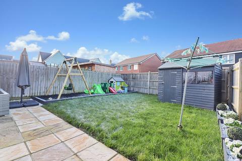 5 Alfred Gardens, Rochford, SS4 1JX