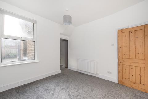 2 bedroom terraced house to rent, Worsley Road, Leytonstone, London, E11 3JN