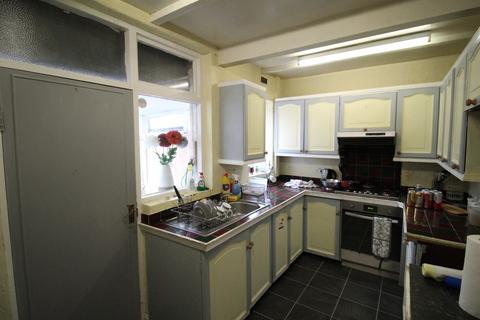 2 bedroom end of terrace house for sale, Sowerby Avenue, Blackpool FY4