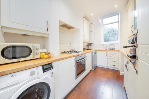 2 bedroom flat to rent, Hornsey Lane, London N6