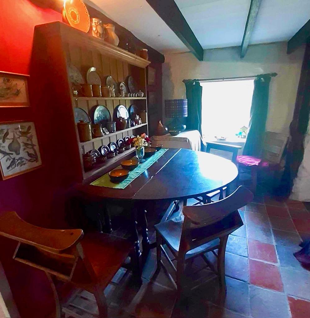 Breakfast Room