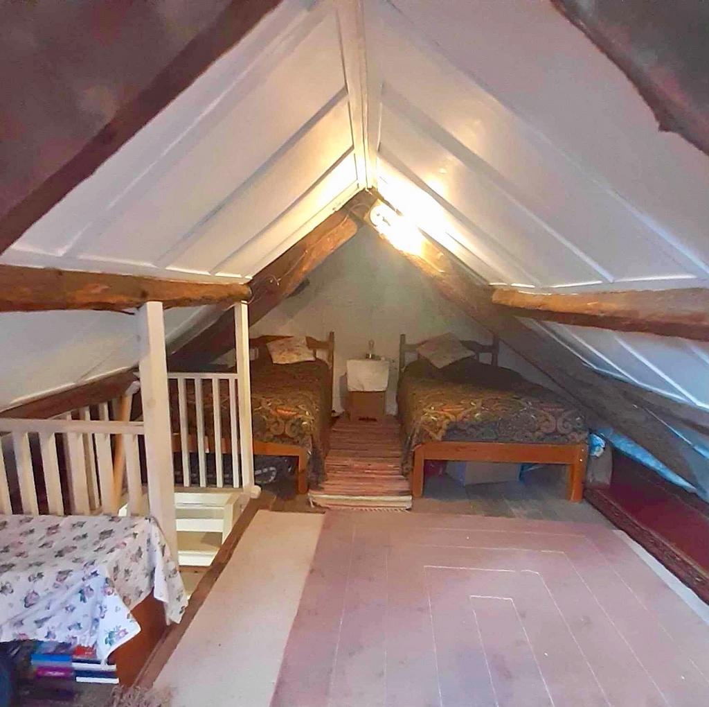 Bedroom/Crog Loft 2
