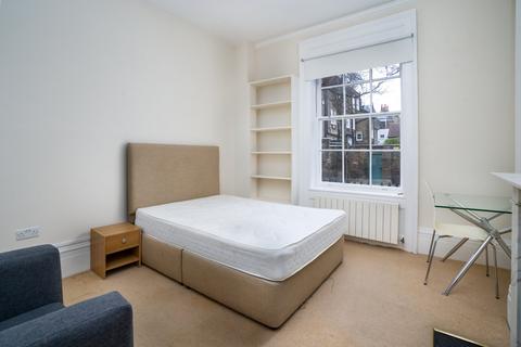 2 bedroom apartment to rent, Lloyd Street, Islington, London, WC1X