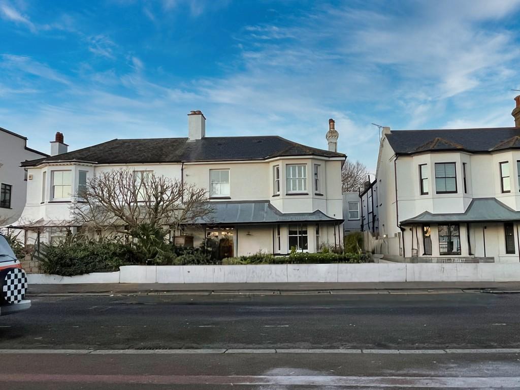 IMG 9012 gen Erase gen Erase