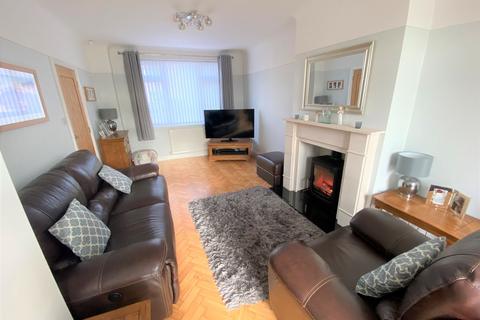 3 bedroom semi-detached house for sale, Lyndor Close, Woolton, Liverpool