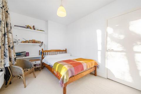 1 bedroom flat for sale, Croydon Road, Penge, London, SE20