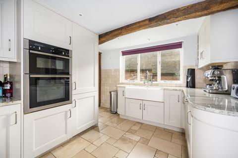 4 bedroom cottage for sale, Polstead Street, Colchester CO6