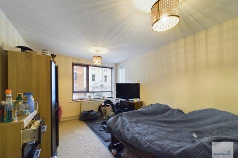 1 bedroom ground floor flat for sale, Century Court, North Sherwood Street