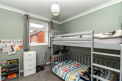 2 bedroom end of terrace house for sale, Vincent Close, New Milton, Hampshire, BH25